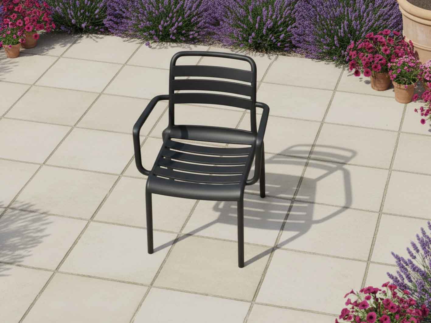 كرسي جلوس خارجي - نافذة